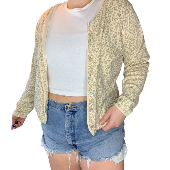 Vintage L.L. Bean Dainty Delicate Floral Garden Button Cardigan Long Sleeve XL - Picture 8 of 9